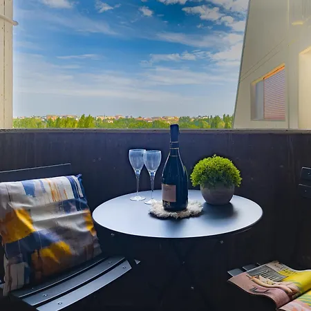 Apartamento The Pyramids Of Motor Valley - Ra's Modena