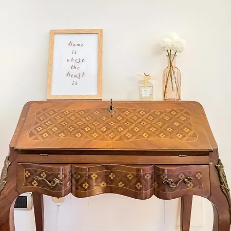 The Pyramids Of Motor Valley - Ra's *