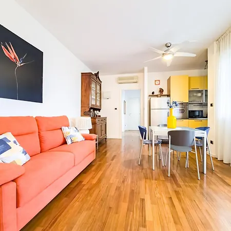 公寓 The Pyramids Of Motor Valley - Ra's