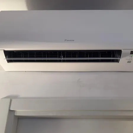 The Pyramids Of Motor Valley - Ra's